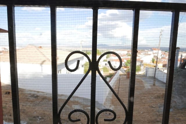 2 sypialnia Dom w skale na sprzedaż w Baza - 38 000 € (Ref: 9400260)