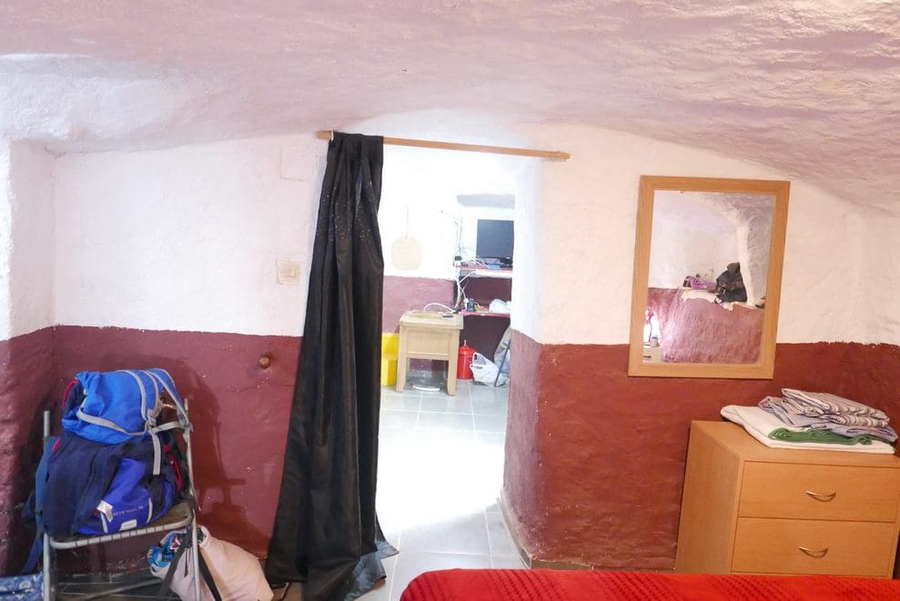 2 soveværelse Hulehus til salg i Baza - € 38.000 (Ref: 9400260)