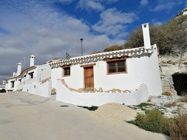 Dom w skale na sprzedaż w Galera - 76 000 € (Ref: 9496574)