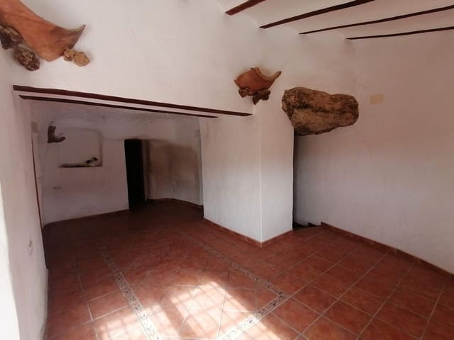 Dom w skale na sprzedaż w Galera - 76 000 € (Ref: 9496574)