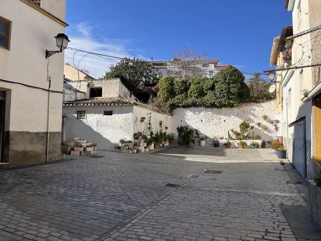 3 soverom Hus til salgs i Baza - € 35 000 (Ref: 9496575)