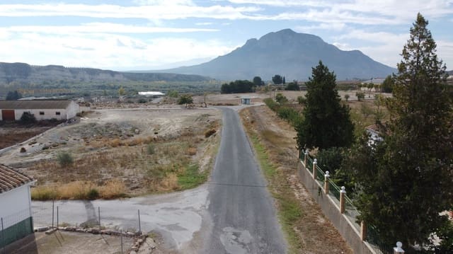 Finca/Herregård til salgs i Cortes de Baza - € 98 000 (Ref: 9496576)