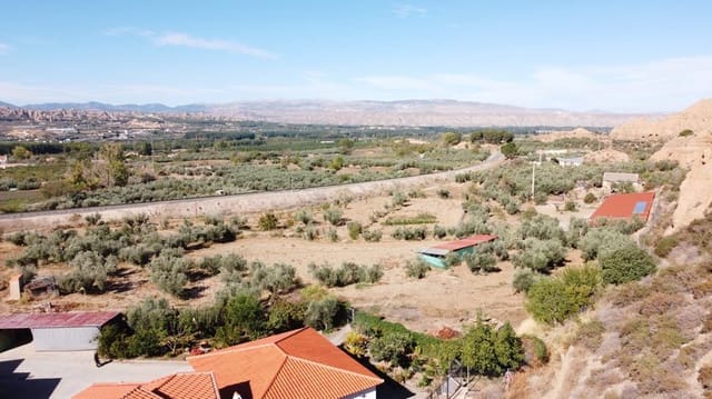 7 chambre Maison Troglodyte à vendre à Guadix - 90 000 € (Ref: 9506427)