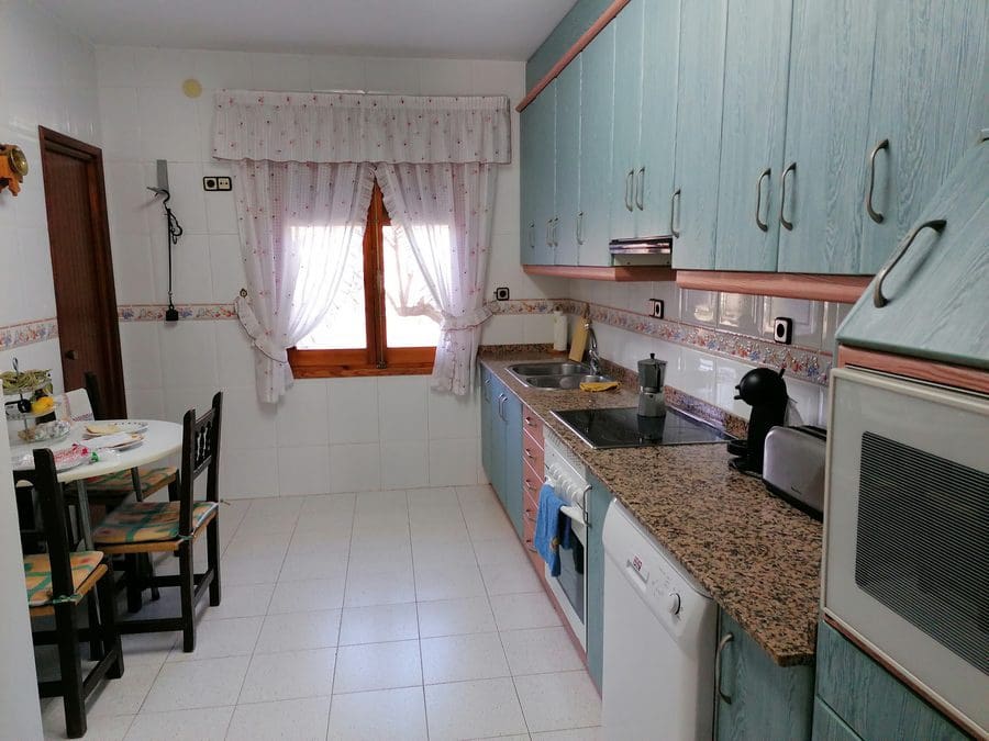 8 bedroom Finca/Country House for sale in Chirivel - € 299,999 (Ref: 9506428)