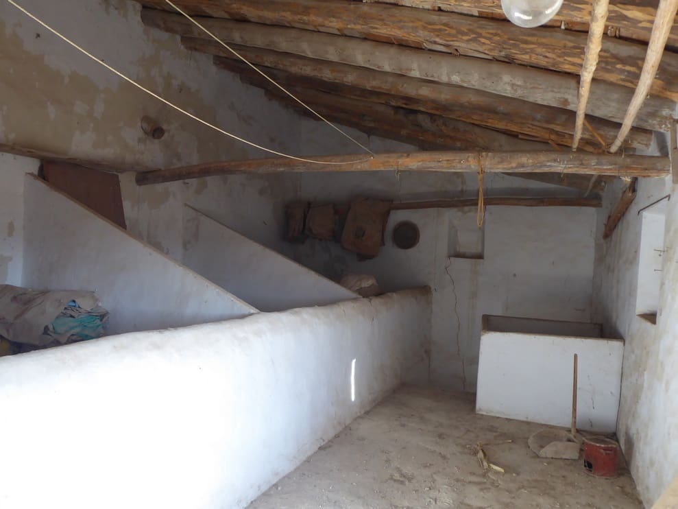 6 slaapkamer Finca/Landhuis te koop in Galera - € 110.000 (Ref: 9516479)