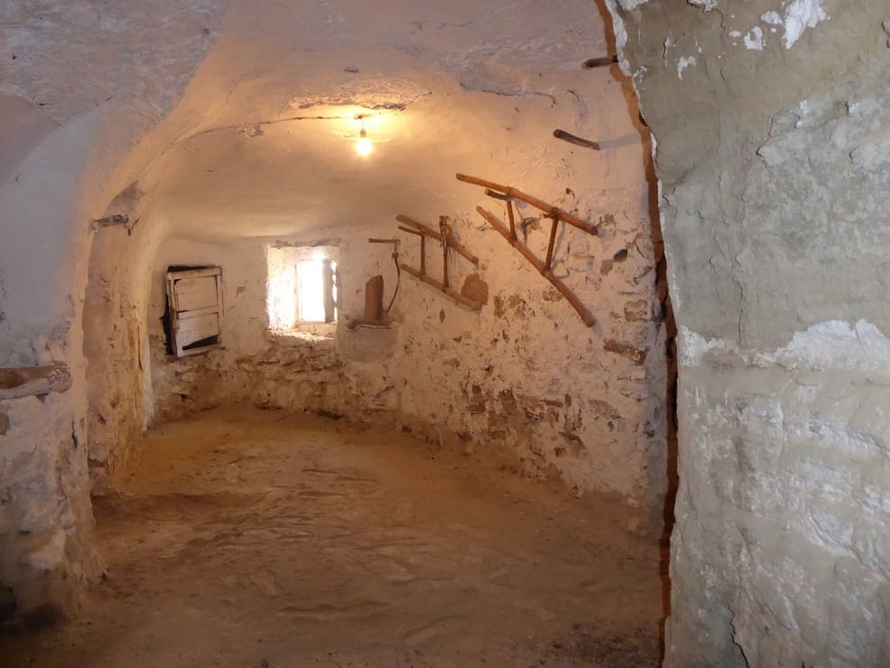 6 slaapkamer Finca/Landhuis te koop in Galera - € 110.000 (Ref: 9516479)