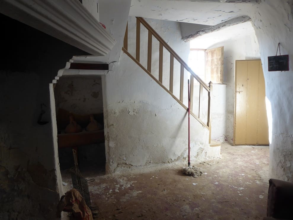 6 slaapkamer Finca/Landhuis te koop in Galera - € 110.000 (Ref: 9516479)