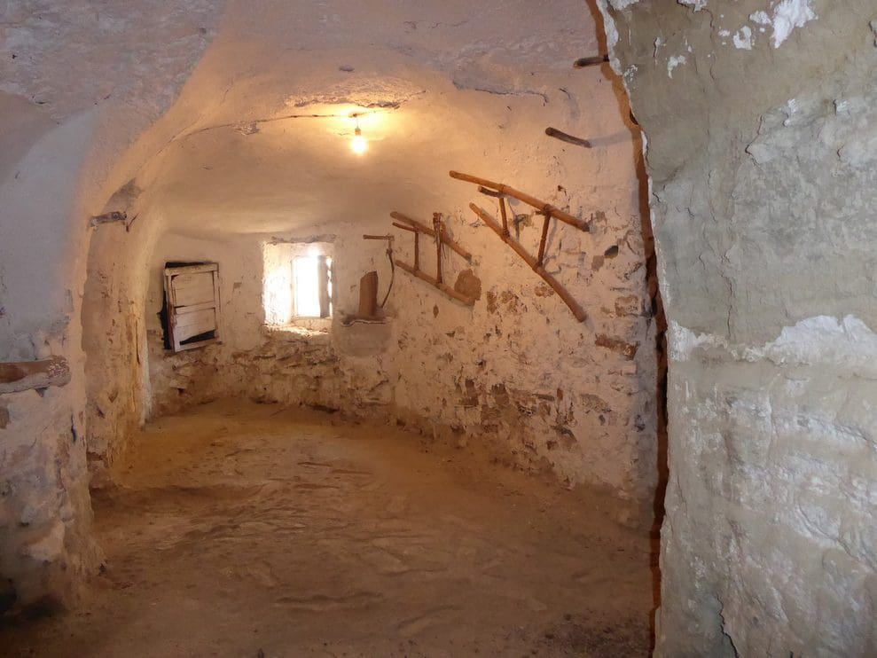 6 sypialnia Finka/Dom wiejski na sprzedaż w Galera - 110 000 € (Ref: 9516479)