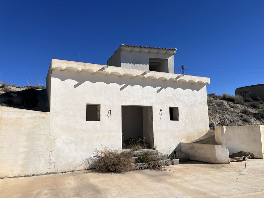 8 soveværelse Hulehus til salg i Baza - € 200.000 (Ref: 9521786)