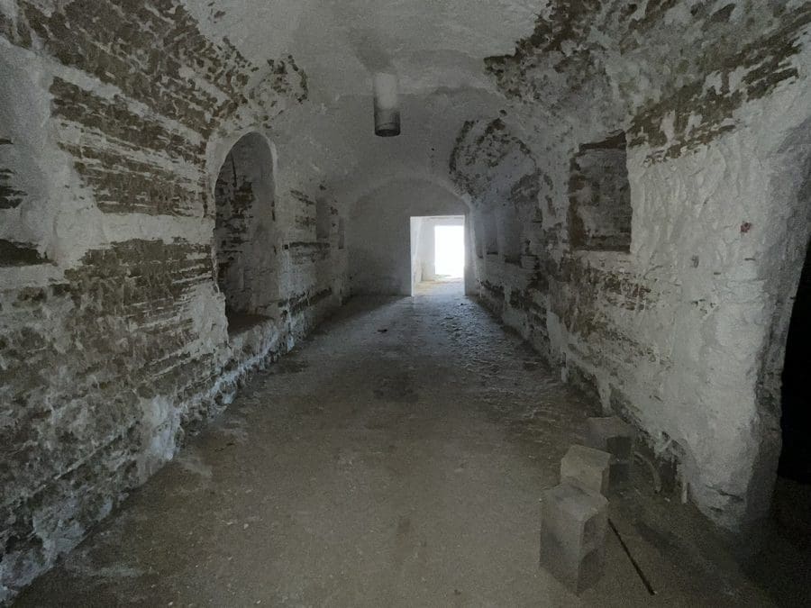 8 slaapkamer Grotwoning te koop in Baza - € 200.000 (Ref: 9521786)