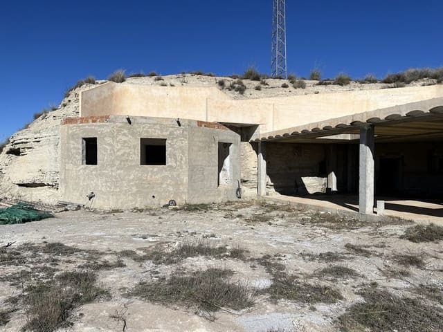 8 soveværelse Hulehus til salg i Baza - € 200.000 (Ref: 9521786)