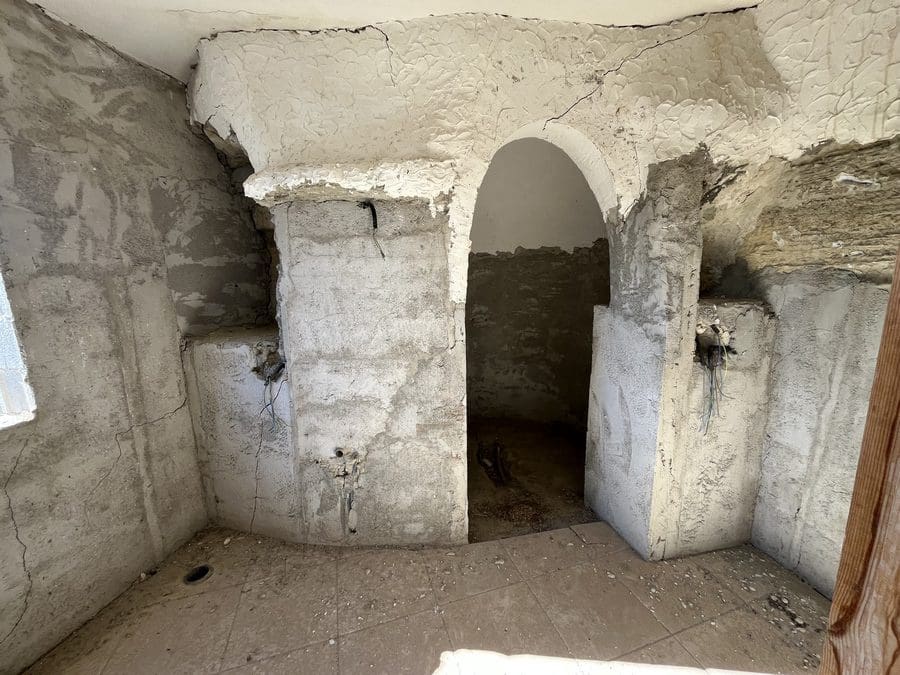 8 slaapkamer Grotwoning te koop in Baza - € 200.000 (Ref: 9521786)