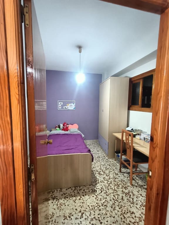 3 makuuhuone Omakotitalo myytävänä paikassa Baza - 65 000 € (Ref: 9534750)