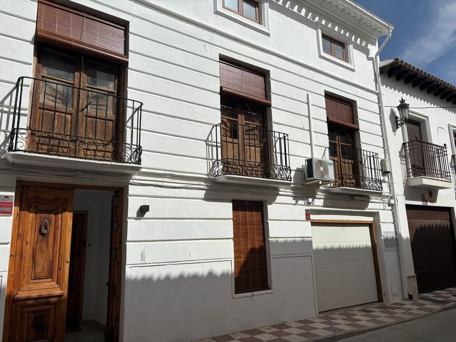 7 soveværelse Byhus til salg i Huescar - € 599.000 (Ref: 9591817)