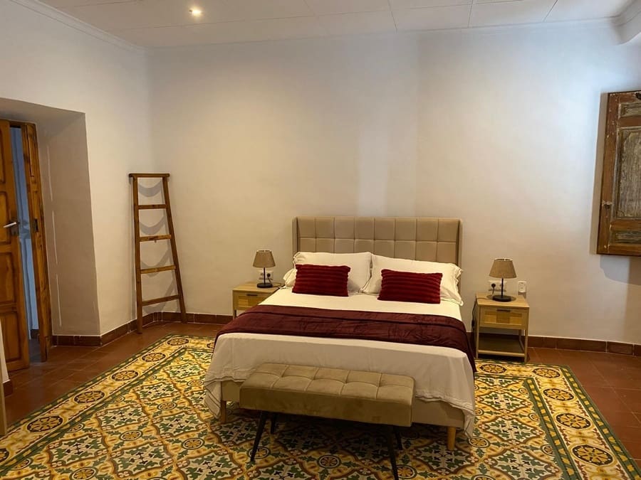 7 soveværelse Byhus til salg i Huescar - € 599.000 (Ref: 9591817)