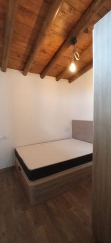 1 quarto Casa em Banda para venda em Baza - 55 000 € (Ref: 9603680)