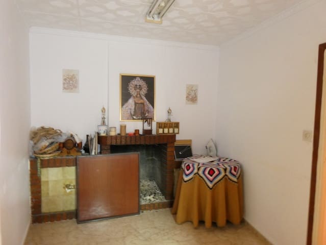 4 Zimmer Höhle zu verkaufen in Baza - 66.000 € (Ref: 9603681)