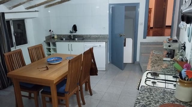 4 sovrum Finca/Hus på landet till salu i Hinojares - 93 000 € (Ref: 9789630)