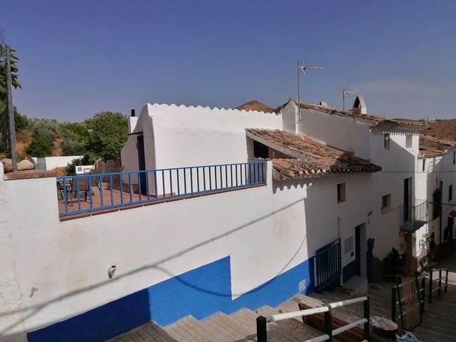 4 camera da letto Finca/Casa di Campagna in vendita in Hinojares con piscina garage - 88.000 € (Rif: 9789630)