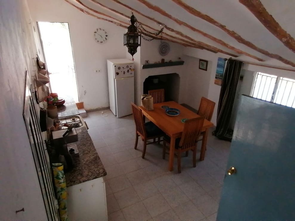 4 soverom Finca/Herregård til salgs i Hinojares med svømmebasseng garasje - € 88 000 (Ref: 9789630)