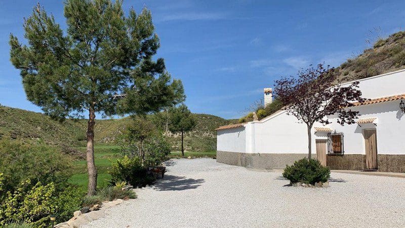 3 makuuhuone Maalaistalo myytävänä paikassa Caniles - 178 500 € (Ref: 9789631)