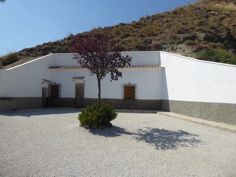 3 makuuhuone Maalaistalo myytävänä paikassa Caniles - 178 500 € (Ref: 9789631)