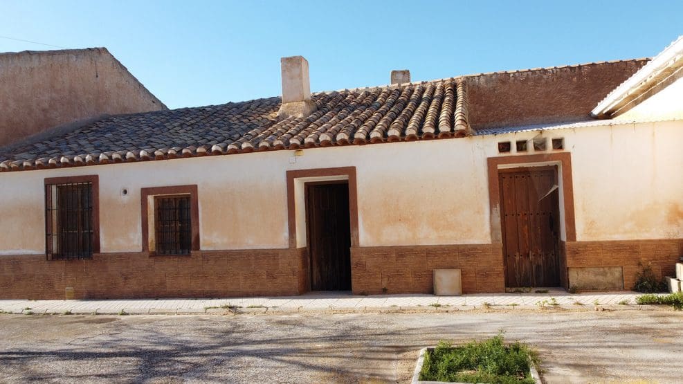 5 camera da letto Finca/Casa di Campagna in vendita in Baul - 159.000 € (Rif: 9789632)