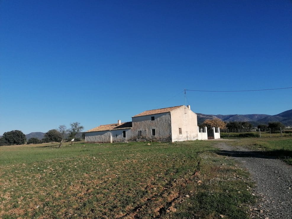 5 slaapkamer Finca/Landhuis te koop in Baul met garage - € 150.000 (Ref: 9789632)