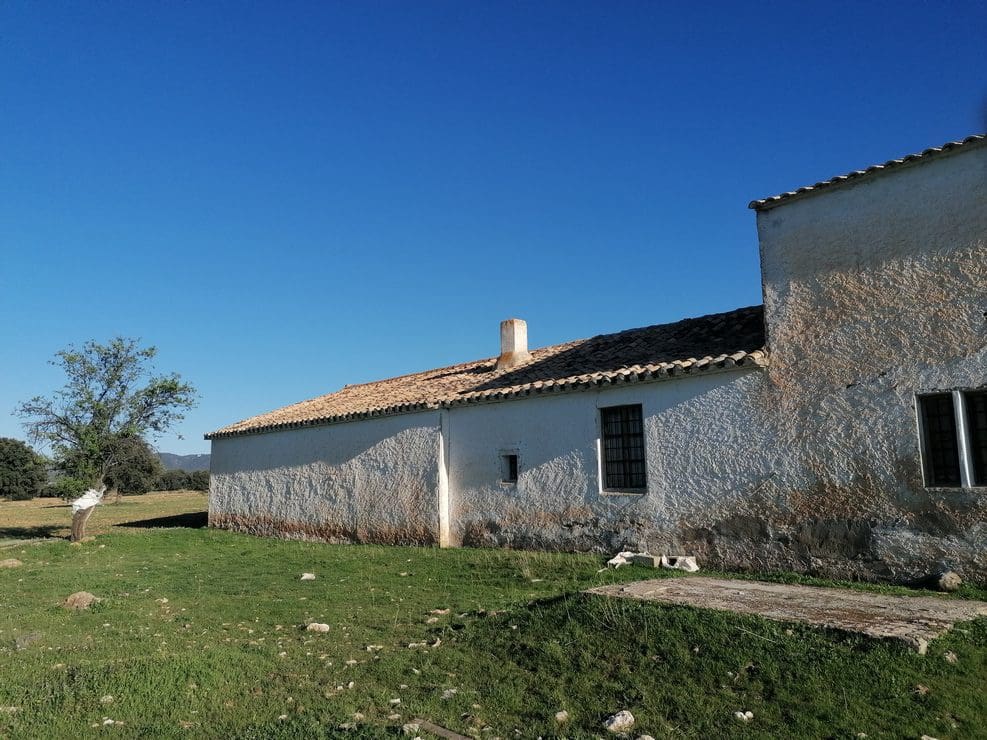 5 slaapkamer Finca/Landhuis te koop in Baul met garage - € 150.000 (Ref: 9789632)