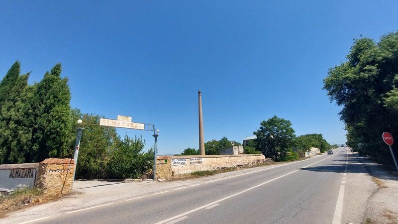 Erhverv til salg i Baza - € 69.000 (Ref: 9789633)