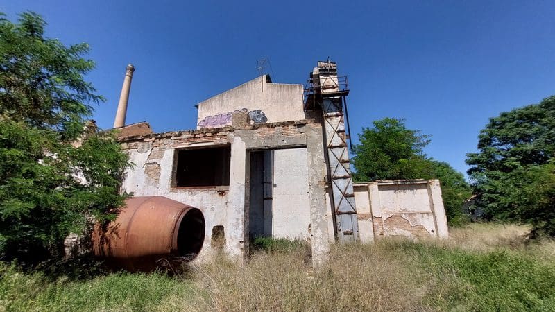 Erhverv til salg i Baza - € 69.000 (Ref: 9789633)