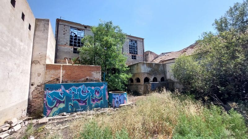 Erhverv til salg i Baza - € 69.000 (Ref: 9789633)