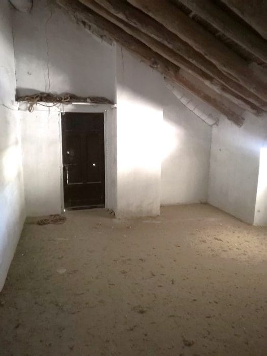 4 makuuhuone Maalaistalo myytävänä paikassa Benamaurel - 38 000 € (Ref: 9789635)