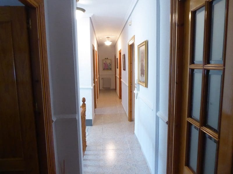 8 soverom Kommersiell til salgs i Castril - € 888 000 (Ref: 9789636)