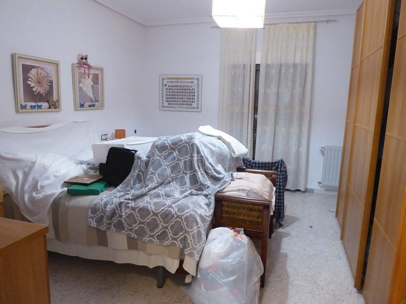 8 soverom Kommersiell til salgs i Castril - € 888 000 (Ref: 9789636)