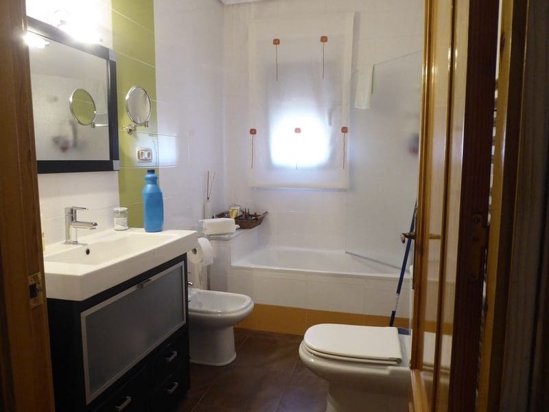 8 soverom Kommersiell til salgs i Castril - € 888 000 (Ref: 9789636)