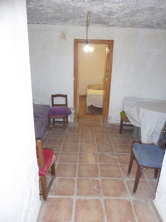 2 soverom Grottehus til salgs i Castillejar - € 28 000 (Ref: 9789637)