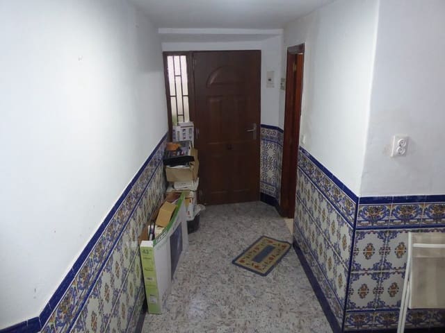 5 camera da letto Finca/Casa di Campagna in vendita in Baza - 35.000 € (Rif: 9789639)