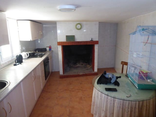 5 camera da letto Finca/Casa di Campagna in vendita in Baza - 35.000 € (Rif: 9789639)