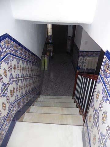 5 camera da letto Finca/Casa di Campagna in vendita in Baza - 35.000 € (Rif: 9789639)