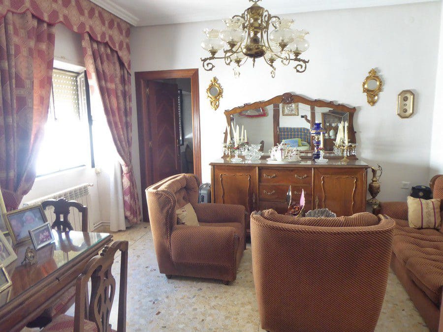 3 camera da letto Finca/Casa di Campagna in vendita in Baza - 98.000 € (Rif: 9789640)