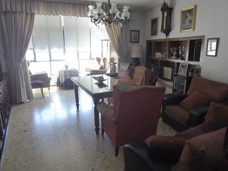 3 camera da letto Finca/Casa di Campagna in vendita in Baza - 98.000 € (Rif: 9789640)