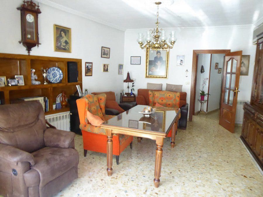 3 camera da letto Finca/Casa di Campagna in vendita in Baza - 98.000 € (Rif: 9789640)