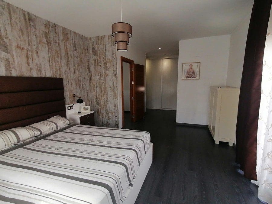 3 slaapkamer Finca/Landhuis te koop in Baza - € 318.000 (Ref: 9789641)