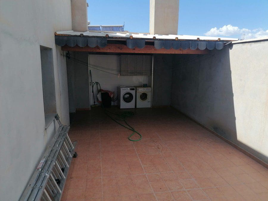 3 slaapkamer Finca/Landhuis te koop in Baza - € 318.000 (Ref: 9789641)