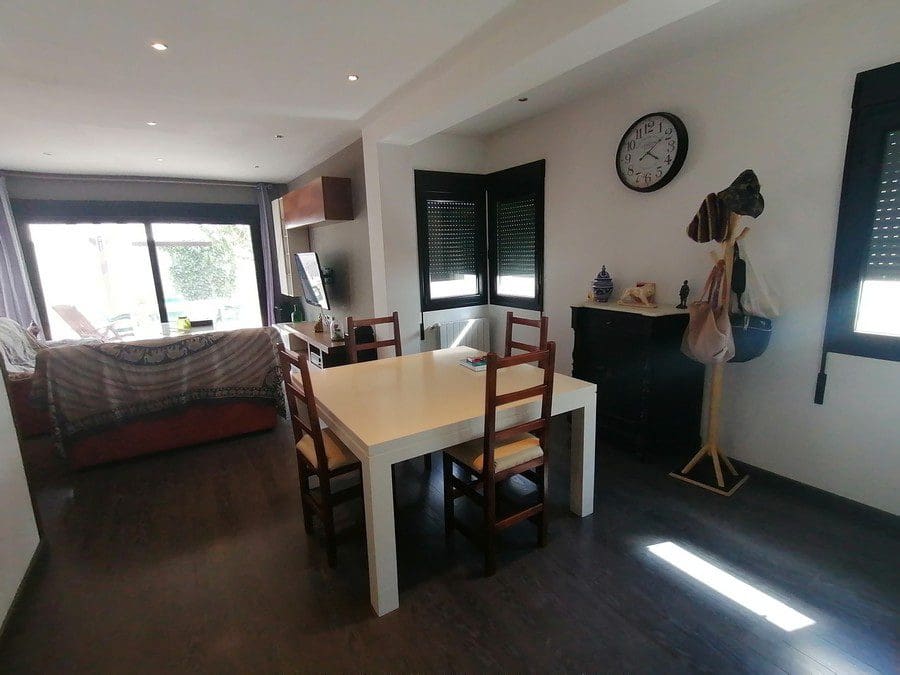 3 slaapkamer Finca/Landhuis te koop in Baza - € 318.000 (Ref: 9789641)