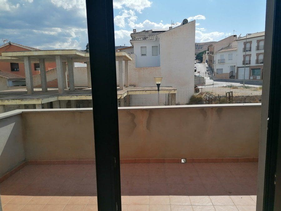 3 slaapkamer Finca/Landhuis te koop in Baza - € 318.000 (Ref: 9789641)