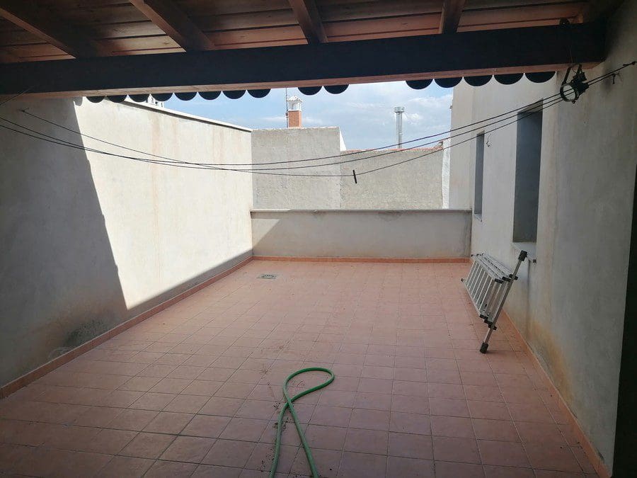 3 slaapkamer Finca/Landhuis te koop in Baza - € 318.000 (Ref: 9789641)