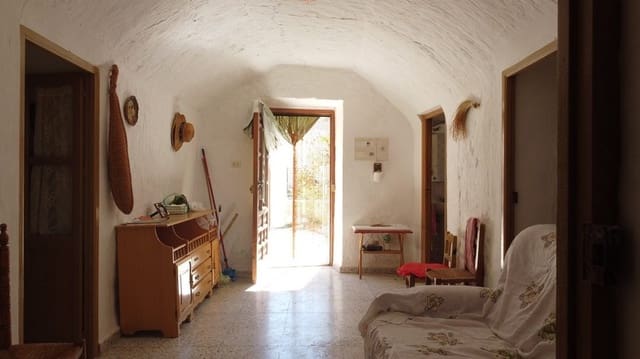 4 makuuhuone Luolatalo myytävänä paikassa Benamaurel - 70 000 € (Ref: 9789642)