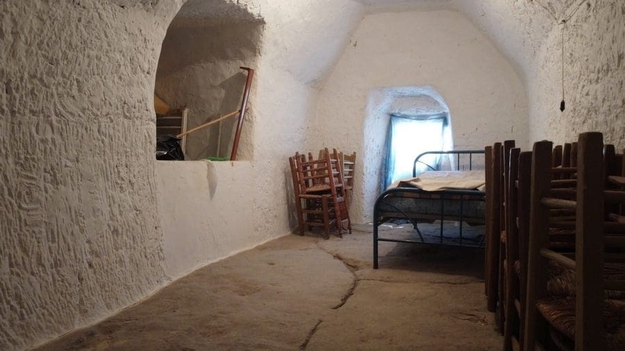 4 makuuhuone Luolatalo myytävänä paikassa Benamaurel - 70 000 € (Ref: 9789642)